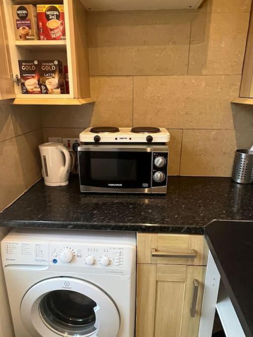 001- Lovely 3-Bedroom Very Close To Oxford Street London Exterior photo