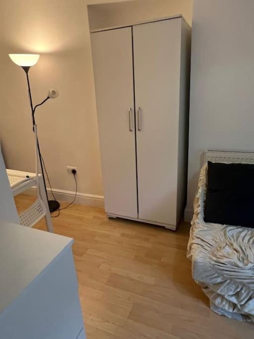 001- Lovely 3-Bedroom Very Close To Oxford Street London Exterior photo